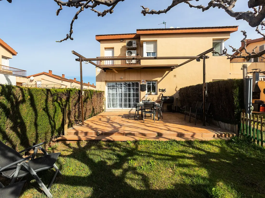 Maison de Vacances Roses 575