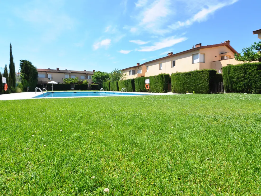 Maison de Vacances Roses 575