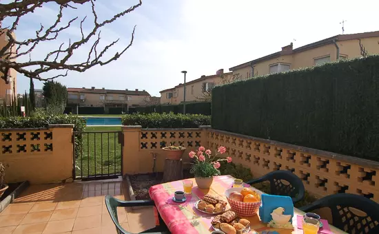 Maison de Vacances Roses 581