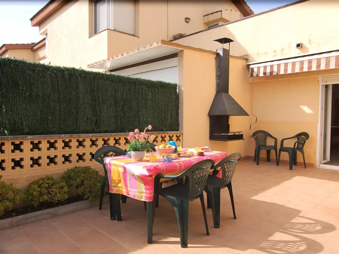 Maison de Vacances Roses 581