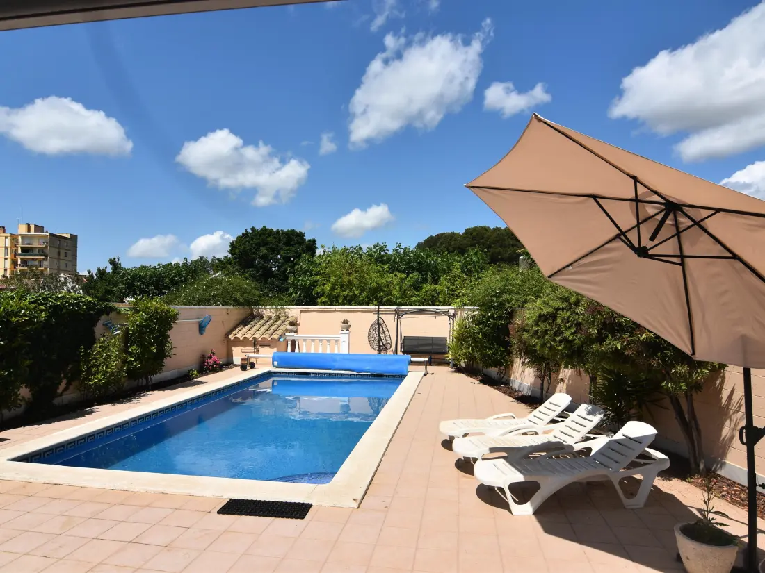 Maison de Vacances Roses 582