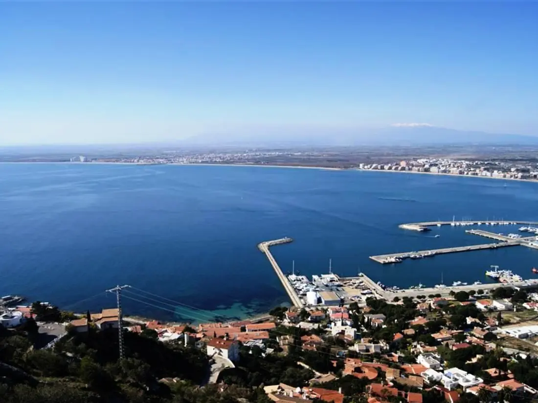 Location de Vacances Roses 682
