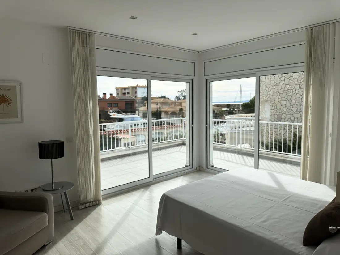 Maison de Vacances Roses 695