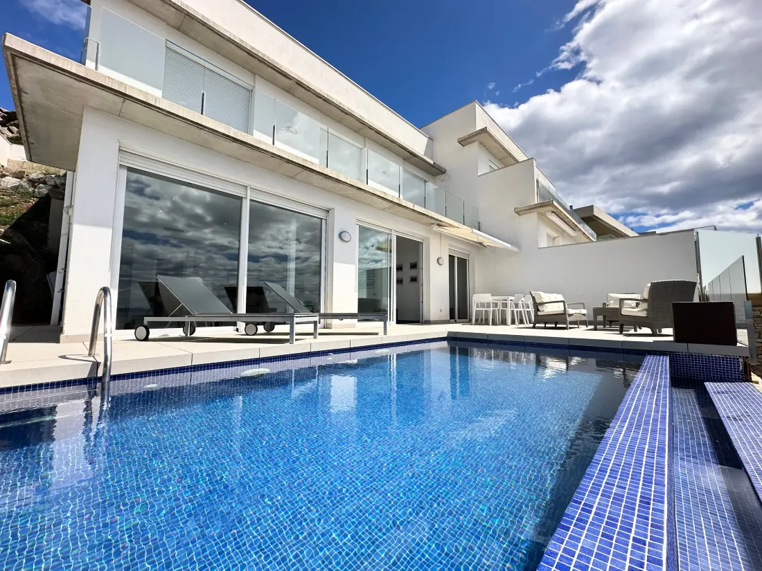 Maison de Vacances Roses 712