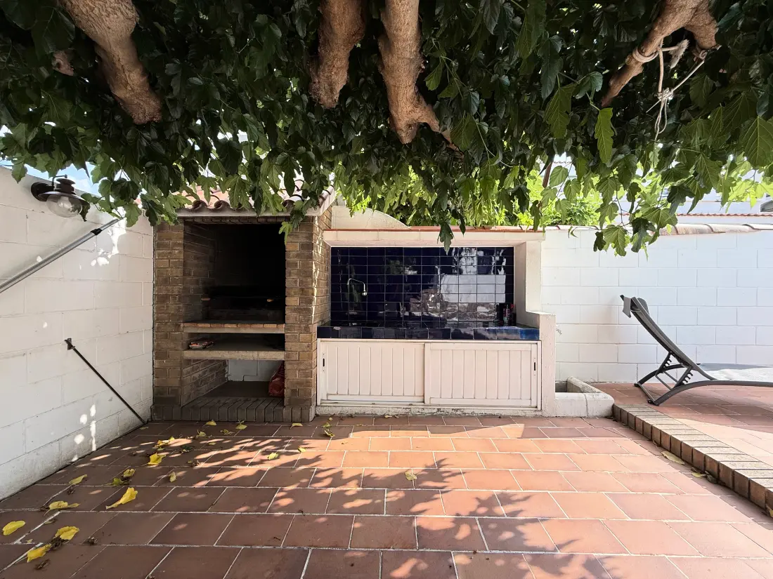 Maison de Vacances Roses 759
