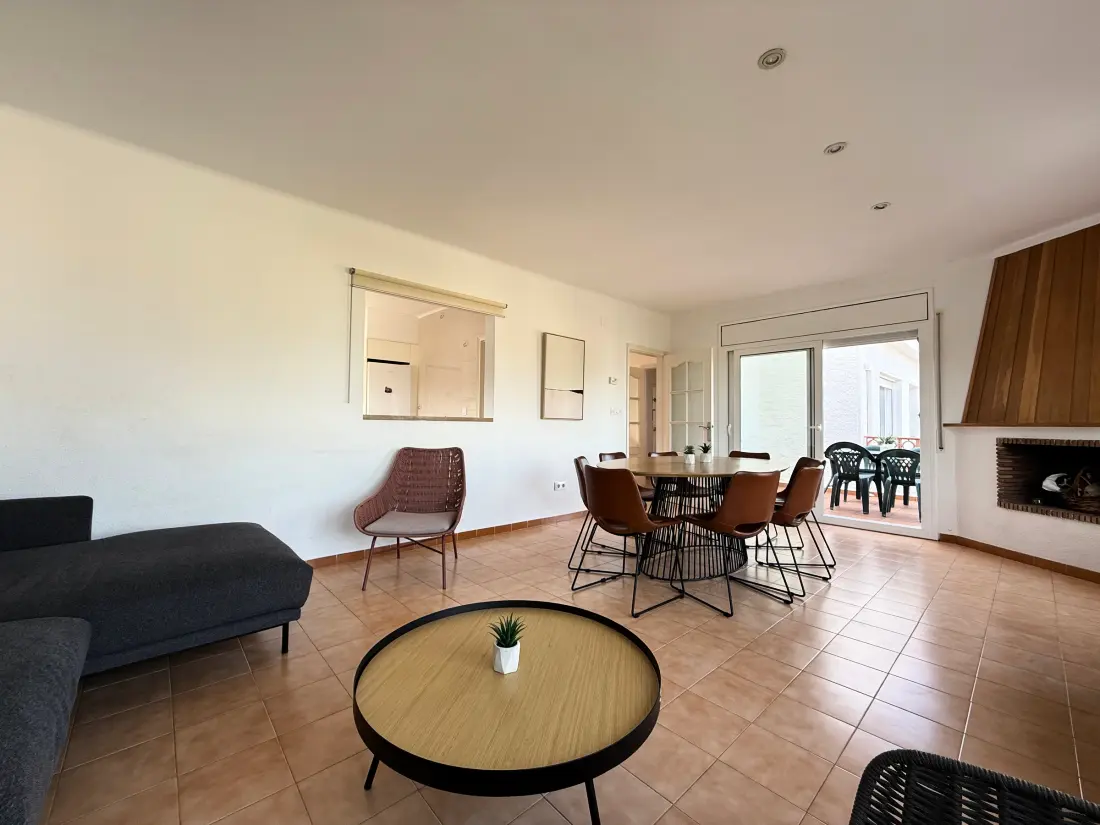 Maison de Vacances Roses 759