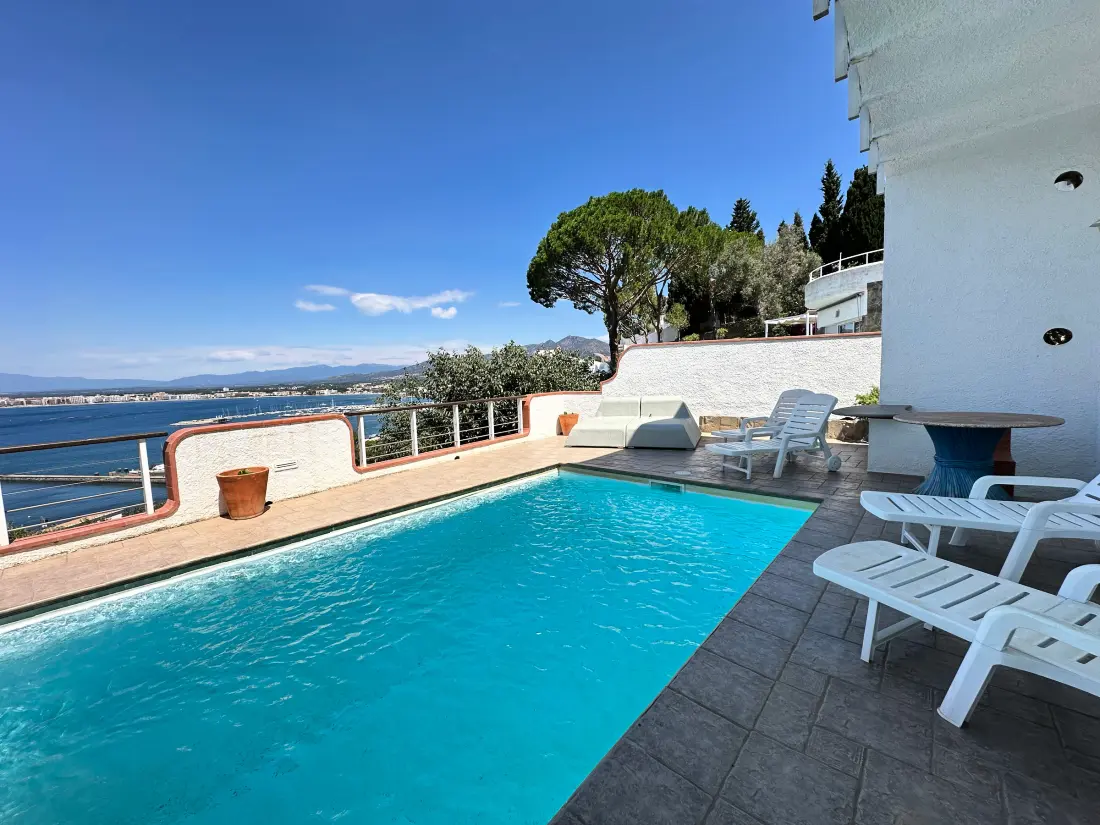 Maison de Vacances Roses 777