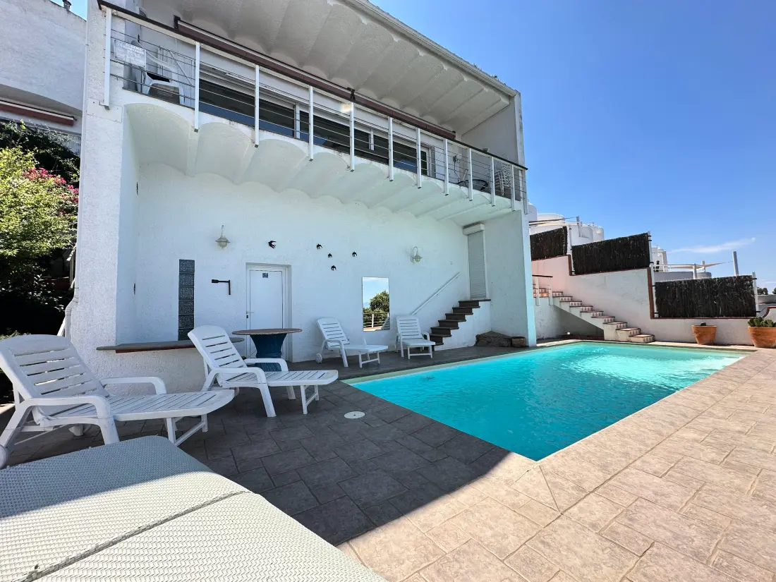 Maison de Vacances Roses 777