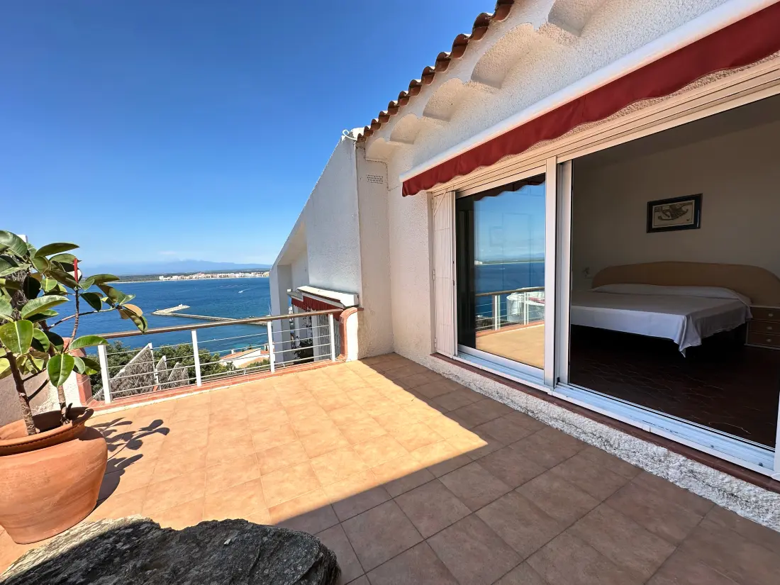 Maison de Vacances Roses 777