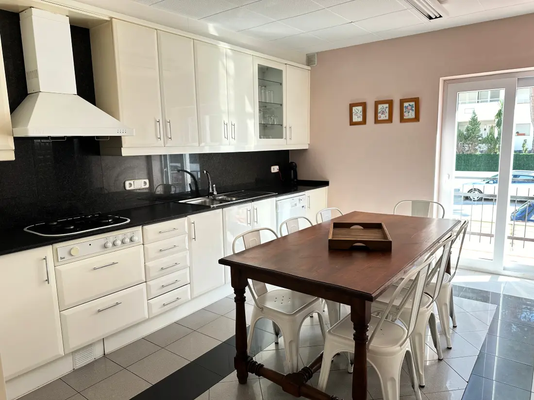 Maison de Vacances Roses 816