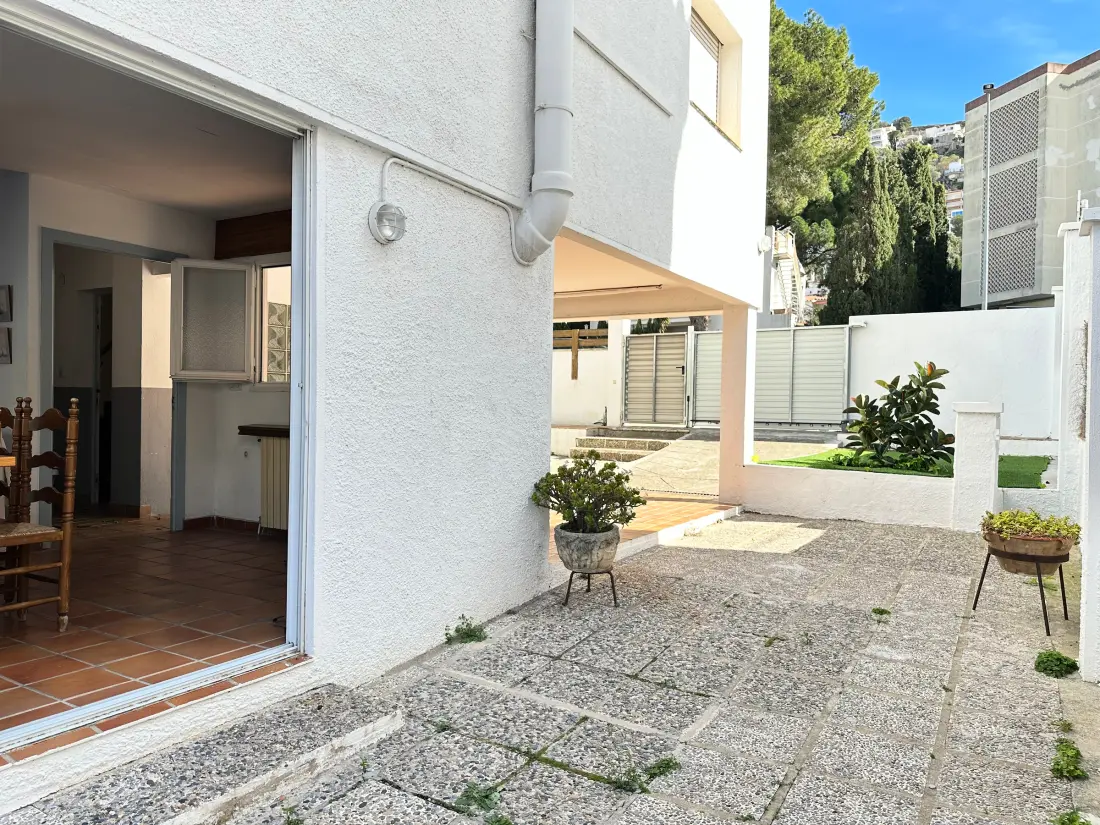 Maison de Vacances Roses 816