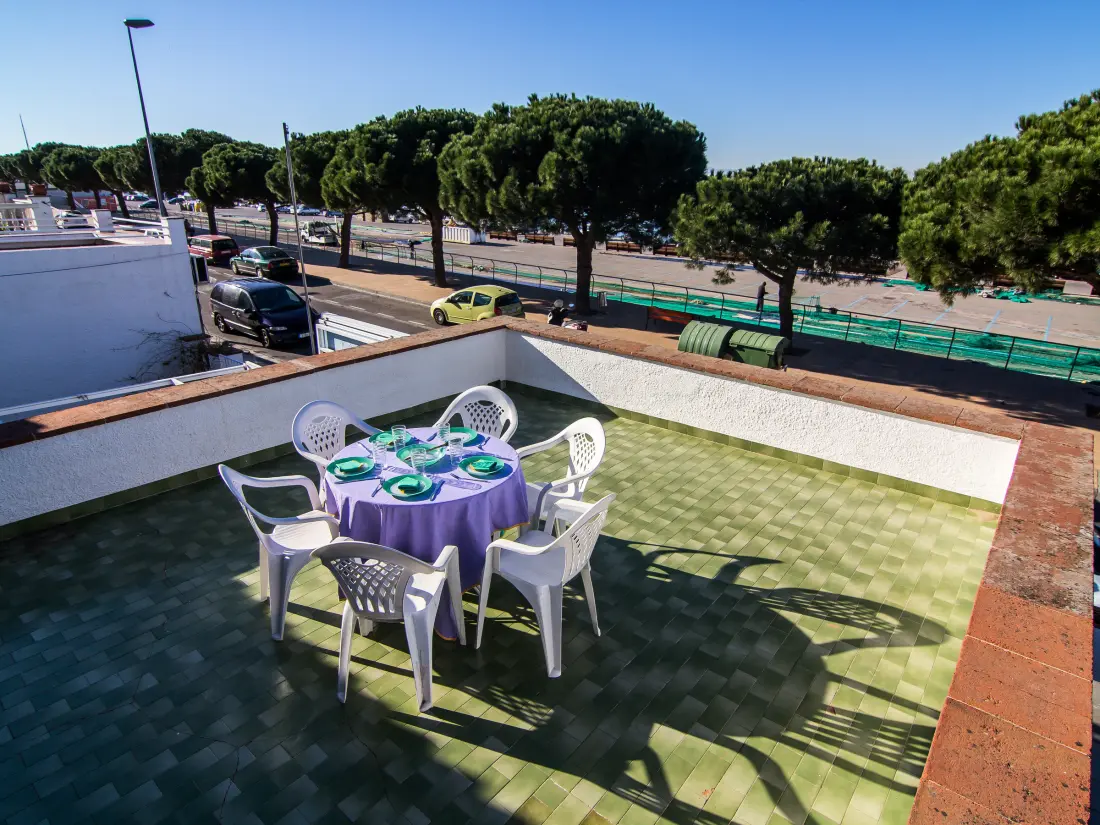 Maison de Vacances Roses 842