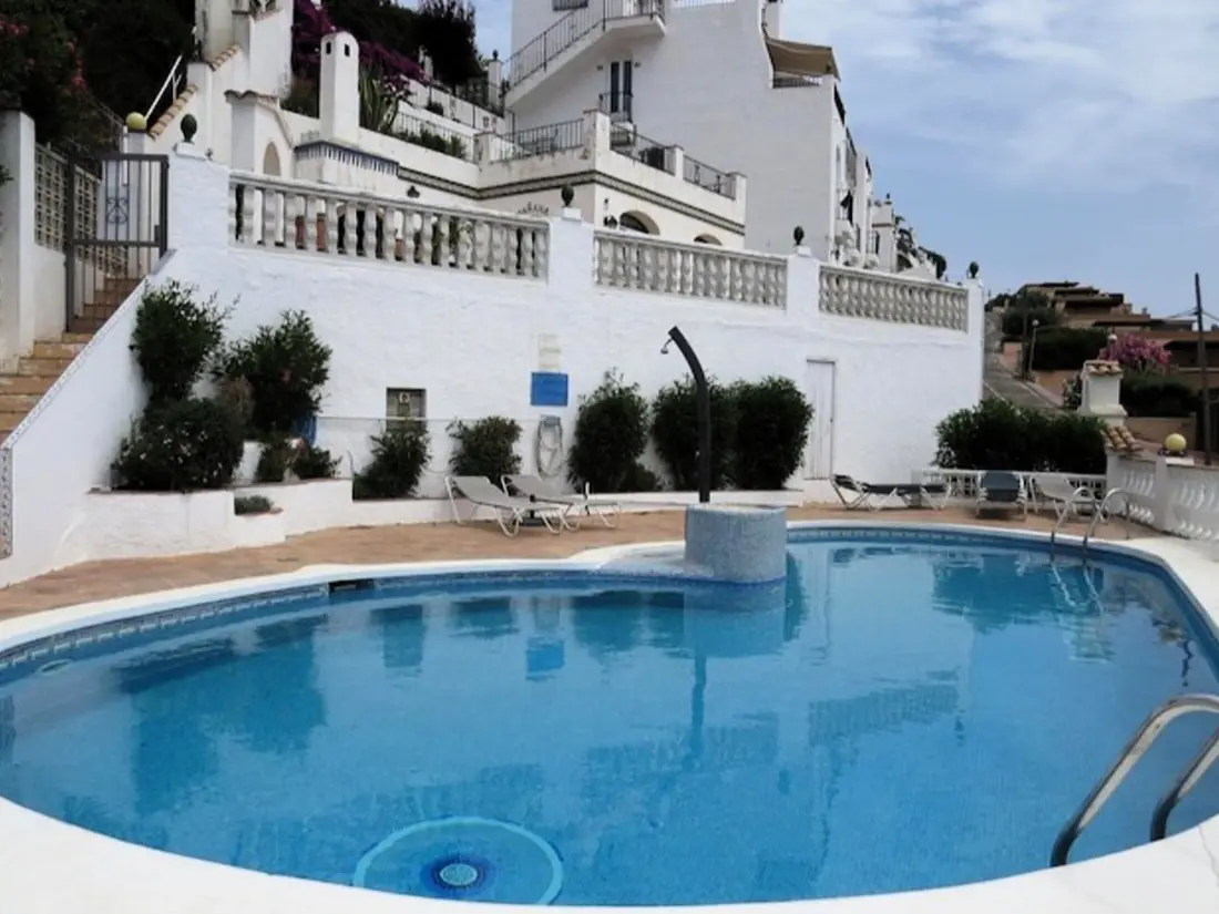 Maison de Vacances Roses 865