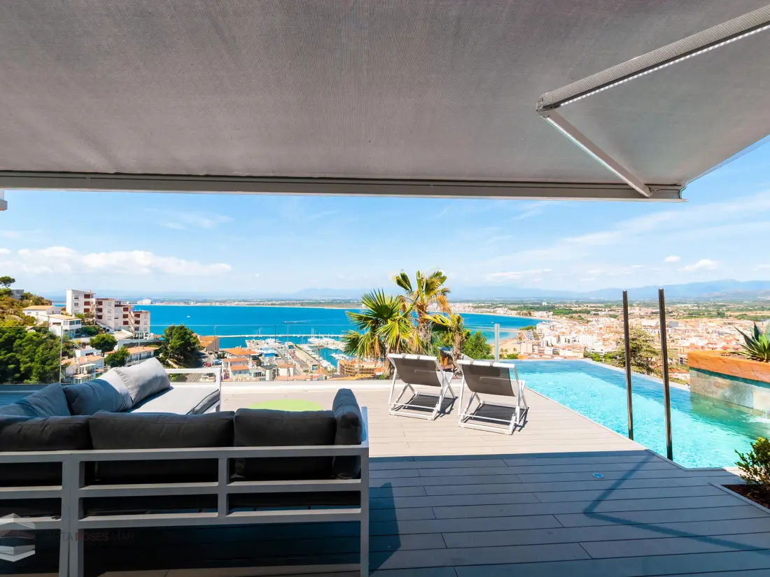 Maison de Vacances Roses 898