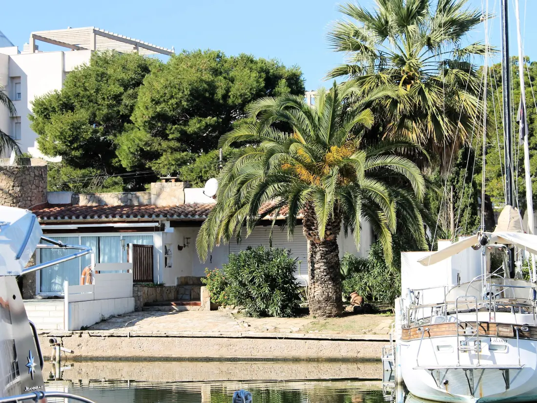 Maison de Vacances Roses 916