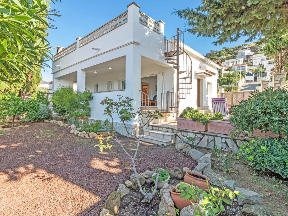 Maison de Vacances Roses 956