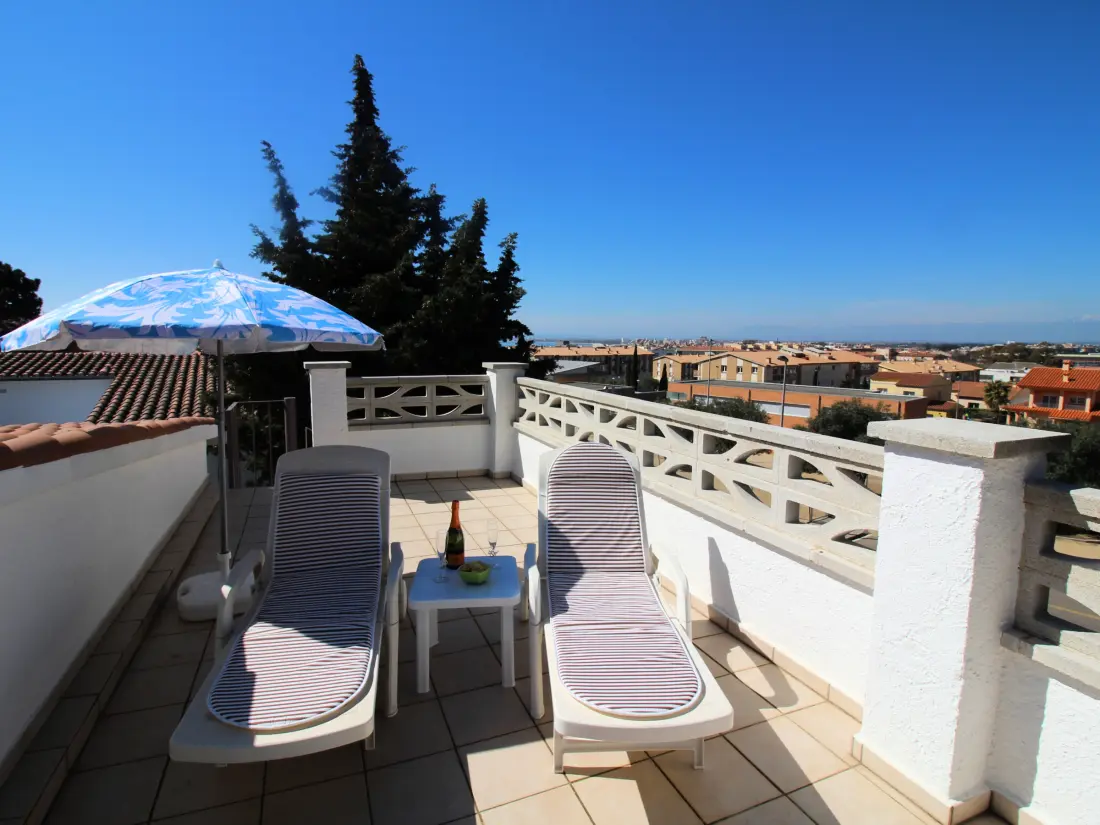 Maison de Vacances Roses 956