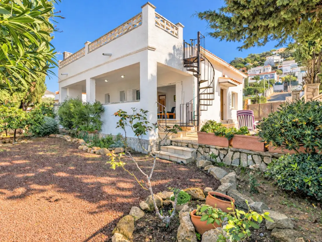 Maison de Vacances Roses 956