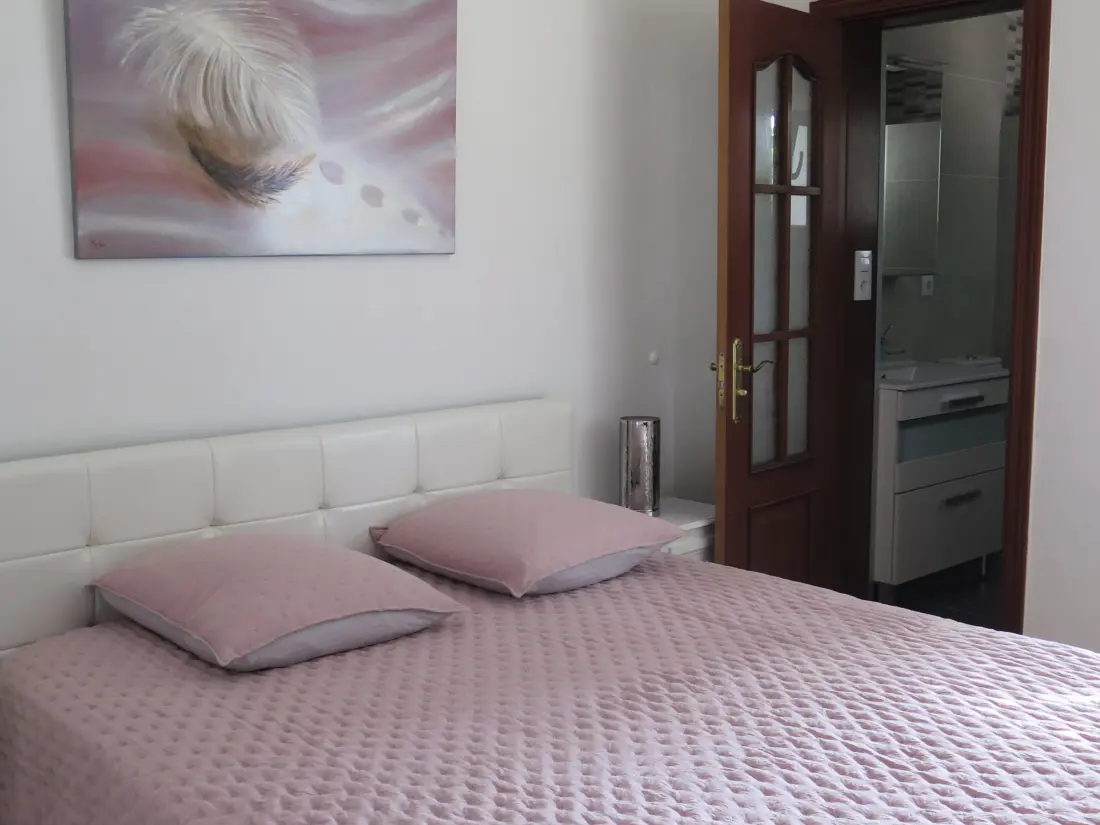 Maison de Vacances Roses 969