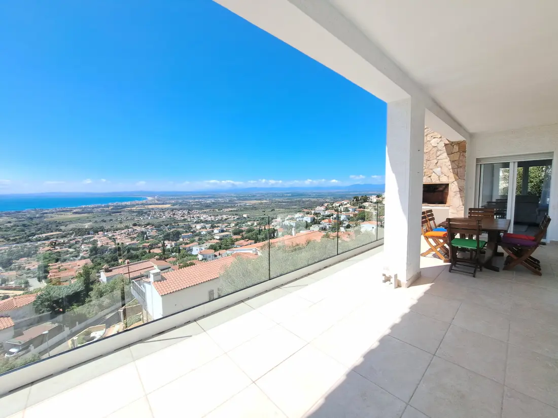 Maison de Vacances Roses 971