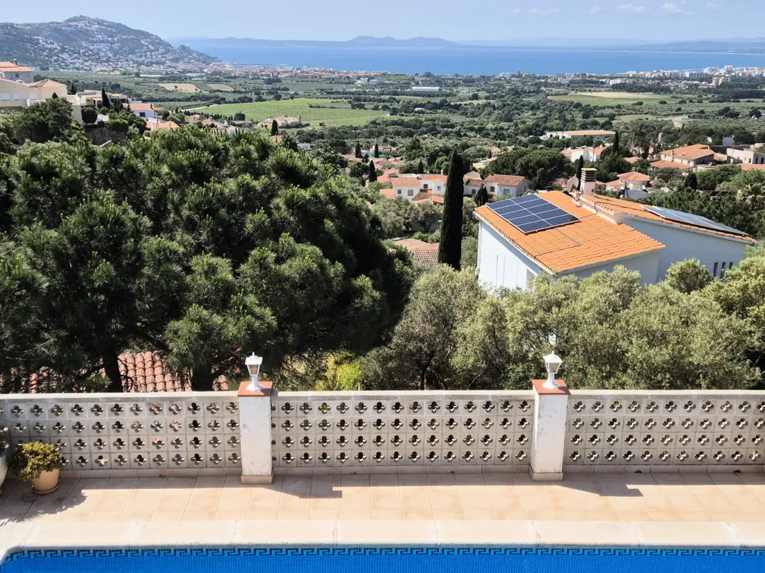 Maison de Vacances Roses 972