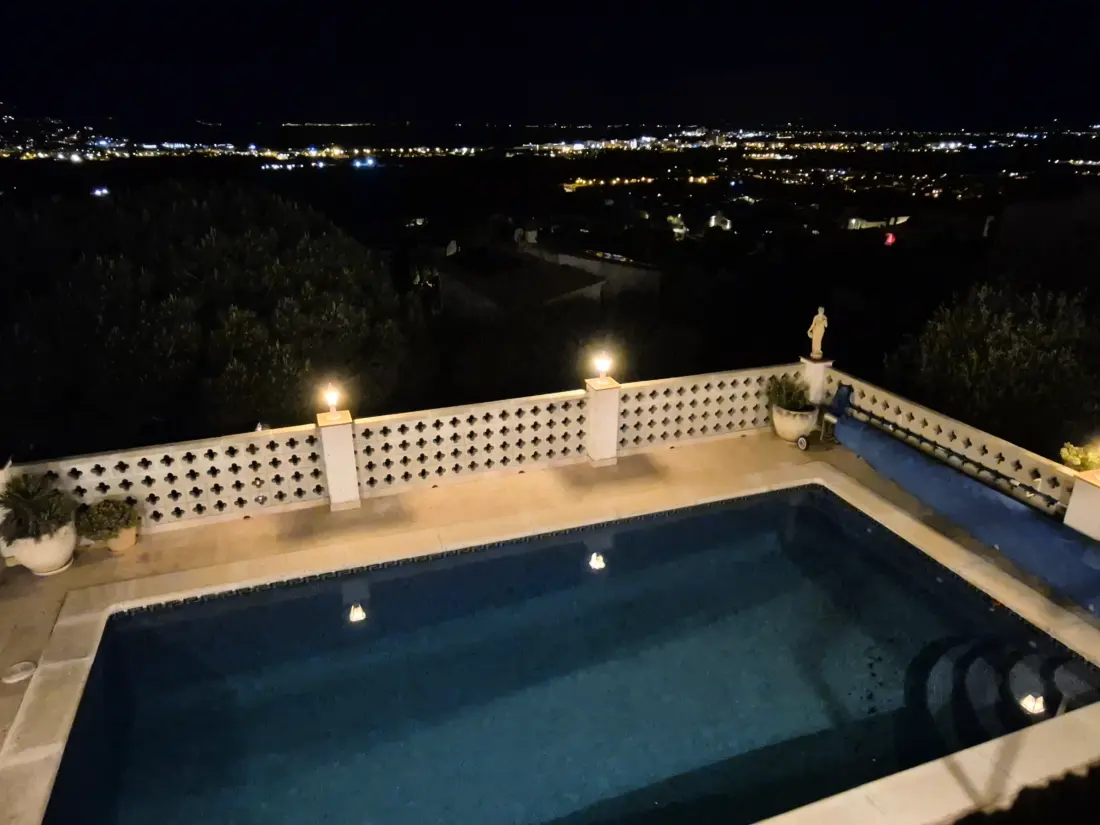Maison de Vacances Roses 972