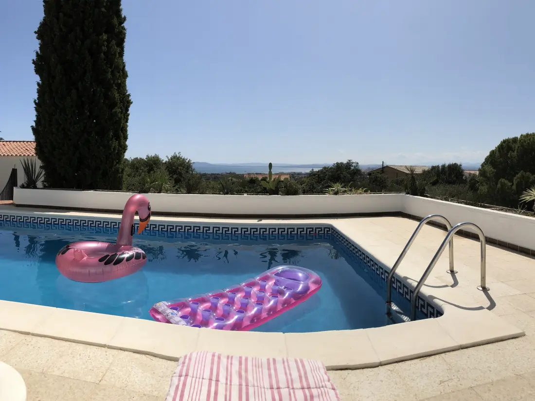 Maison de Vacances Roses 979