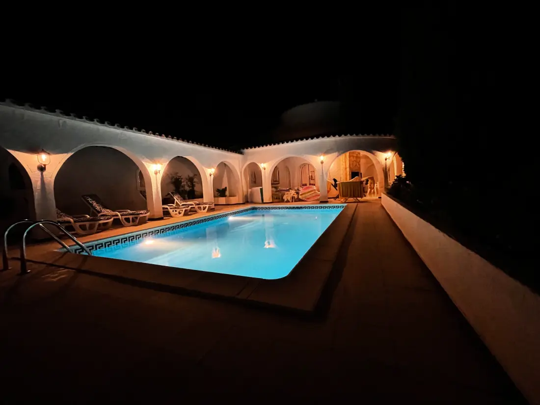 Maison de Vacances Roses 979