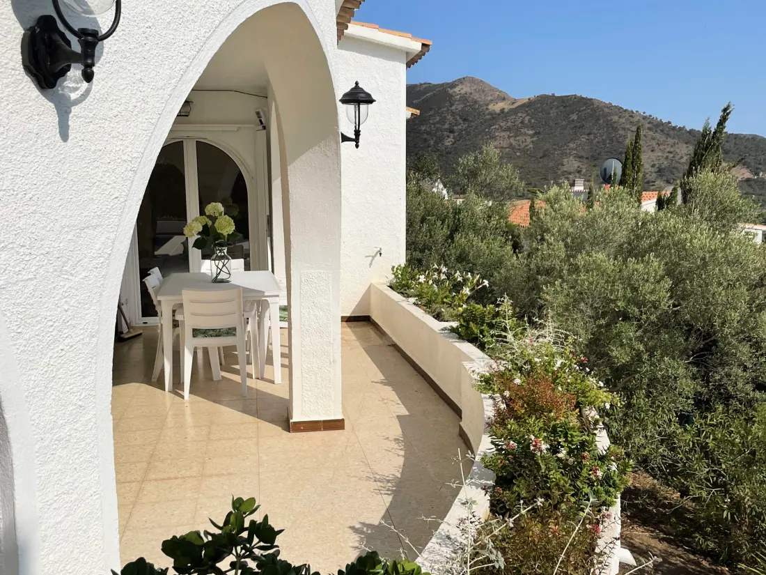 Maison de Vacances Roses 979