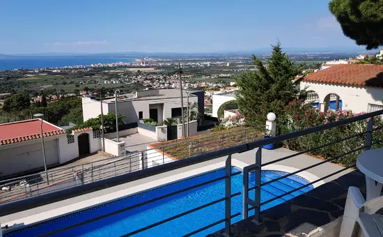 Maison de Vacances Roses 982
