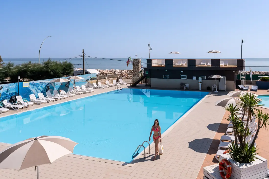 Club del Sole Roseto degli Abruzzi Easy Camping Village  3 étoiles★★★