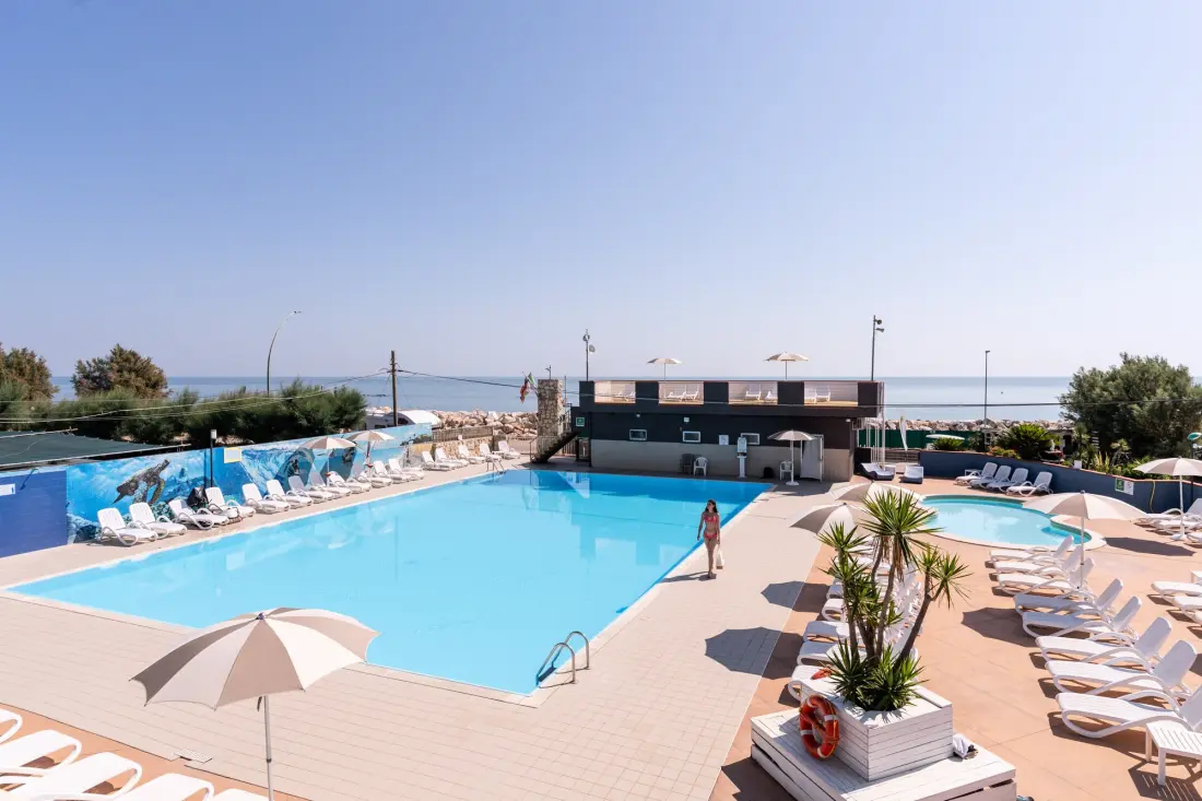 Club del Sole Roseto degli Abruzzi Easy Camping Village  3 étoiles★★★