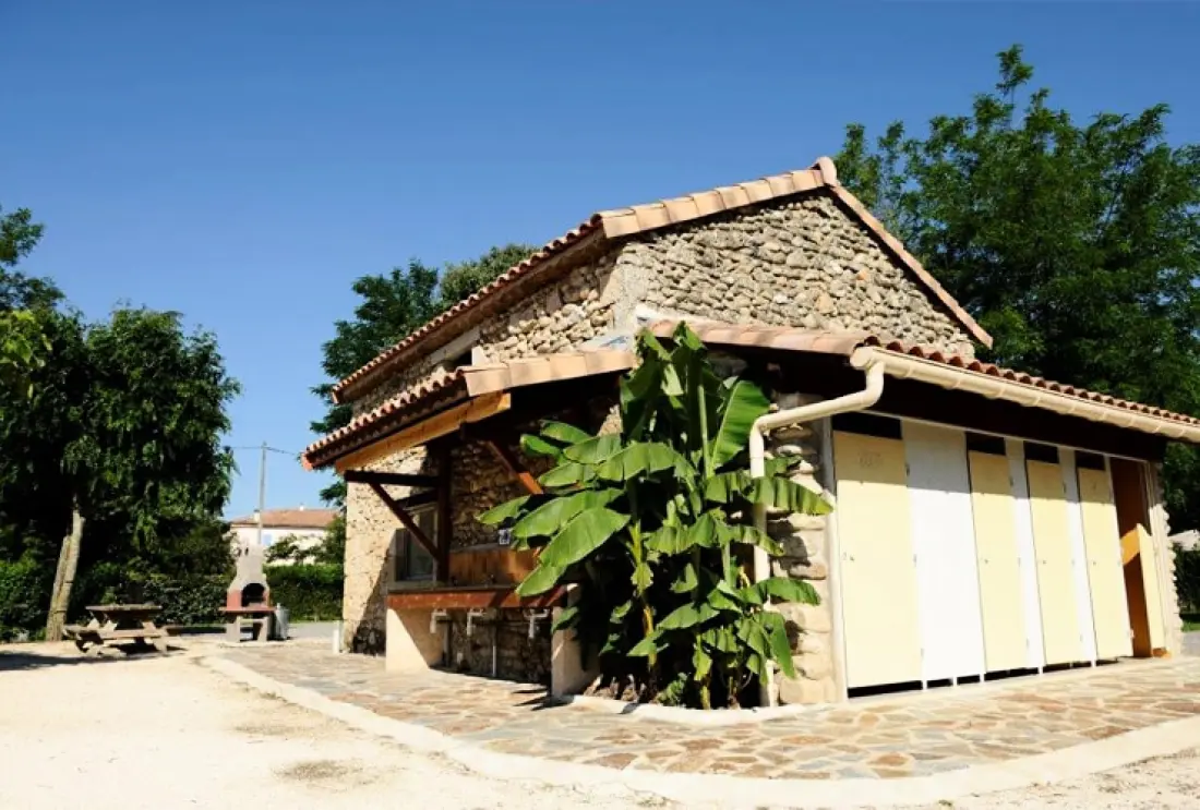 CAMPING LES HORTENSIAS 3 étoiles★★★