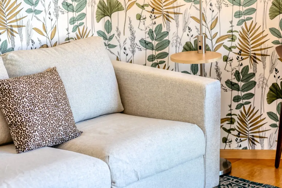 Floria – Élégant Appartement Avec Balcon, Cave Et Parking