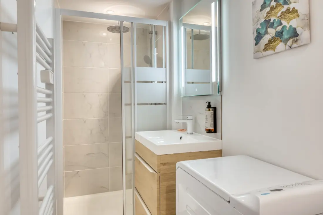 L'écureuil Voyageur Joli Duplex Centre