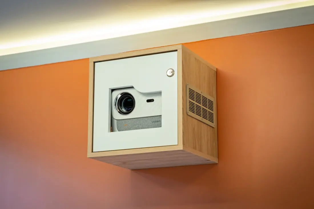 La Love-room D'alice, Balnéo Et Vidéo-projecteur !