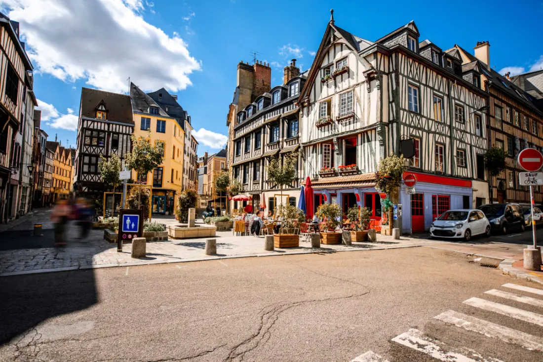 Le Lauroise, Magnifique F2 Place Des Carmes