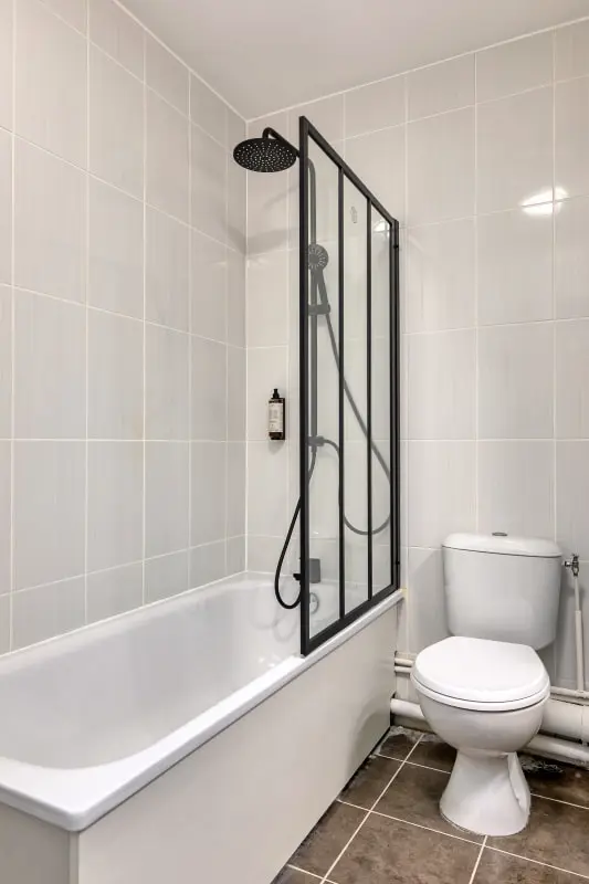 Le Nicole, Un Appartement En Duplex Avec Balcon Et Place De Parking.