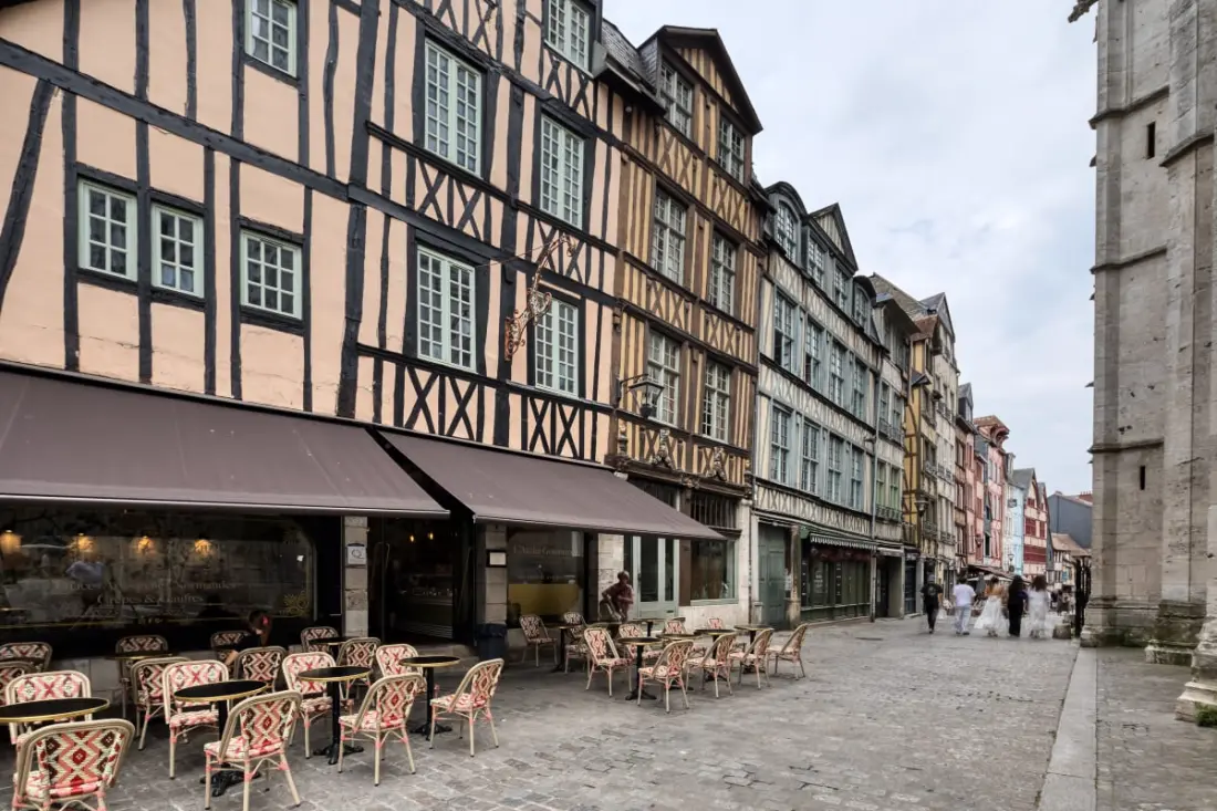 Terra Bella - Joli Appartement Rénové Vue Sur L'Église Saint Maclou