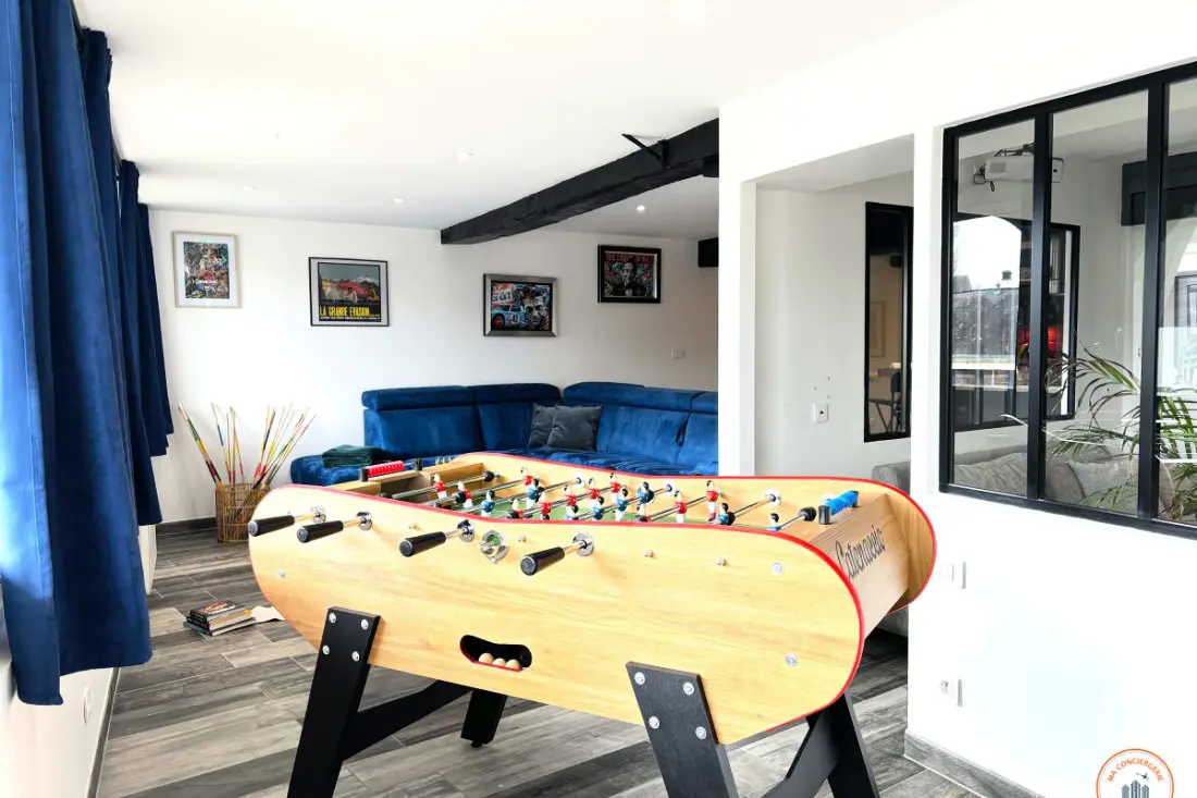 🏆 L'olympe - Babyfoot, Vidéoprojecteur &amp; Parking