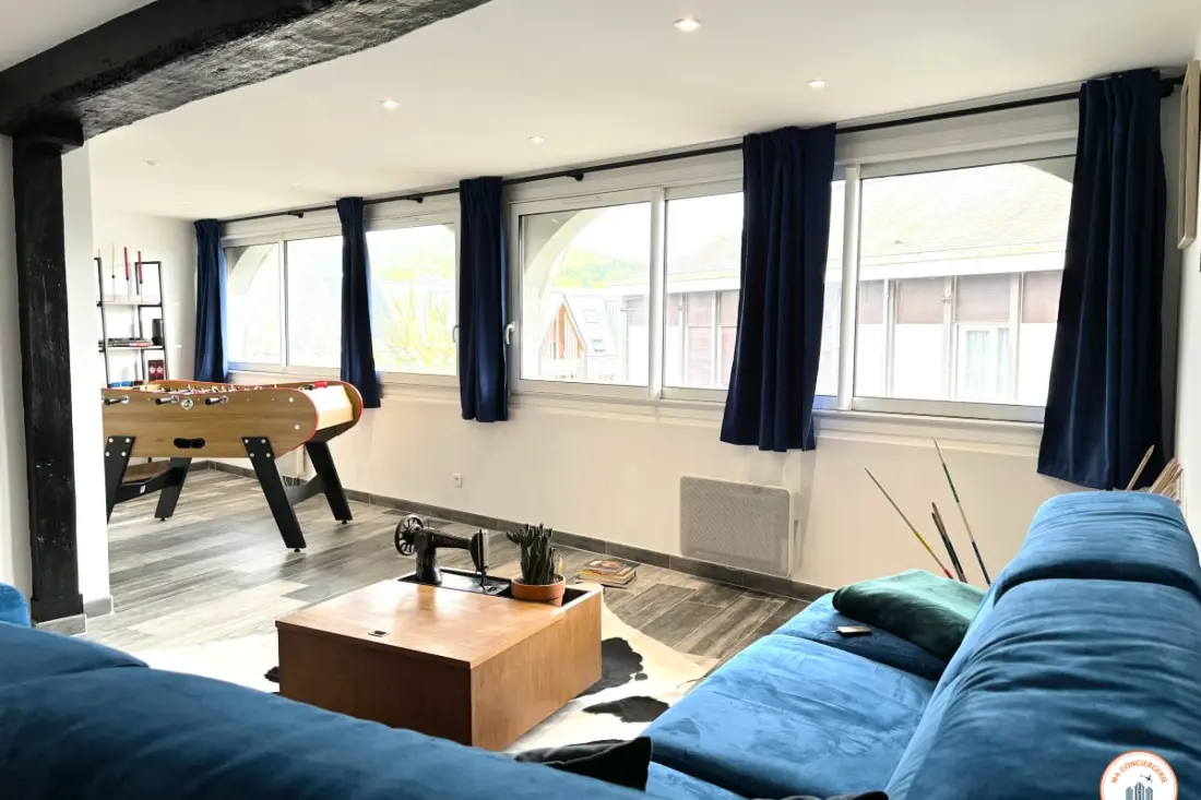 🏆 L'olympe - Babyfoot, Vidéoprojecteur &amp; Parking