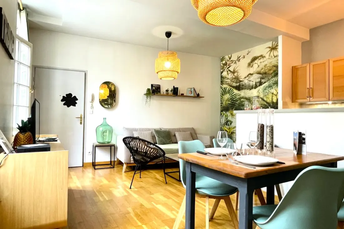 🏡  Hôtel Turgot - Ancien Hôtel Particulier - Lumineux