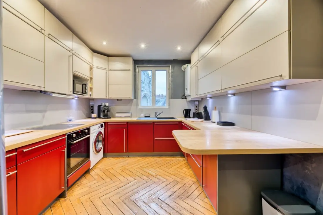 Suzanne4 étoiles★★★★ : Duplex 4 étoiles★★★★Élégant4 étoiles★★★★ Au Coeur Rouen4 étoiles★★★★