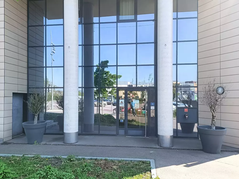 Terres de France - Appart'Hôtel Rouen Flaubert 3 étoiles★★★