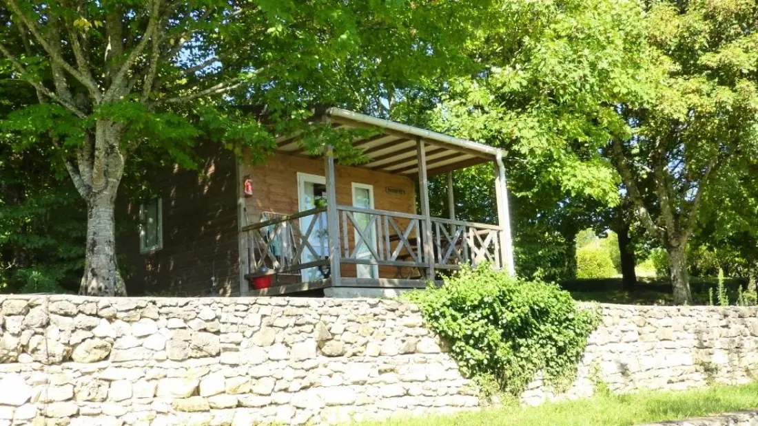 Flower Camping Les Terrasses de Dordogne 3 étoiles★★★