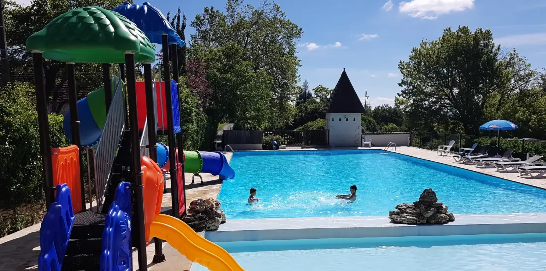 Flower Camping Les Terrasses de Dordogne 3 étoiles★★★