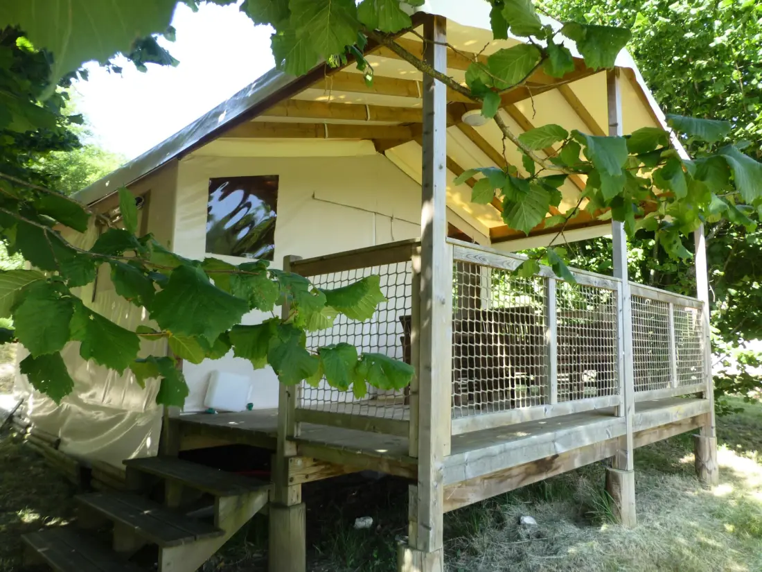 Flower Camping Les Terrasses de Dordogne 3 étoiles★★★