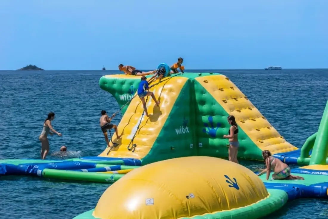 Camping Porton Nature Hideouts 2 étoiles★★