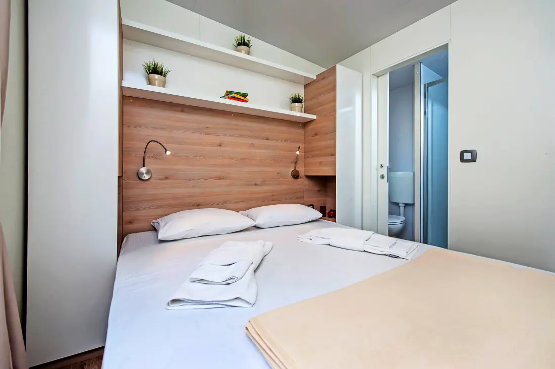 Camping Porton Nature Hideouts 2 étoiles★★