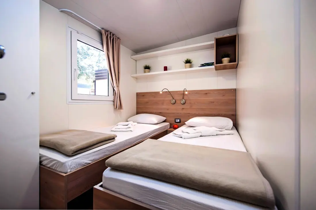 Camping Porton Nature Hideouts 2 étoiles★★